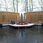 Botel Water Hideout - Floating Luxury In Pure Wilderness *