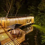 Botel Water Hideout - Floating Luxury In Pure Wilderness Wysoka (Miedzyrzecz)