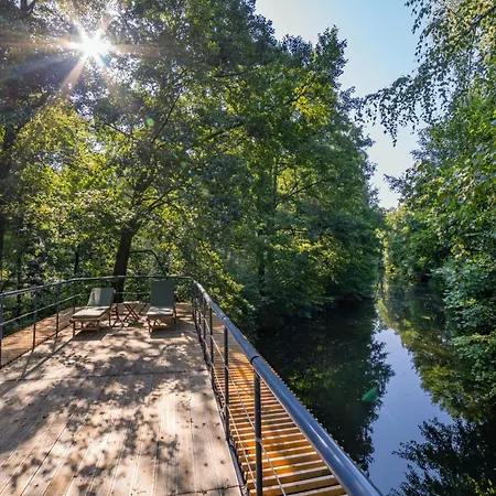 Water Hideout - Floating Luxury In Pure Wilderness Wysoka (Wroclaw)