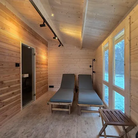 Bådhotel Water Hideout - Floating Luxury In Pure Wilderness