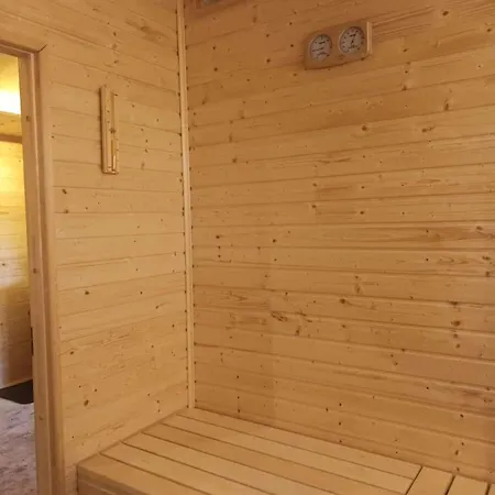 Water Hideout - Floating Luxury In Pure Wilderness Wysoka (Wroclaw)