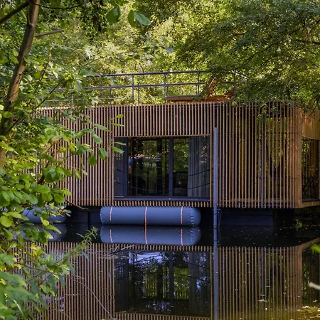 Water Hideout - Floating Luxury In Pure Wilderness * Wysoka (Wroclaw)