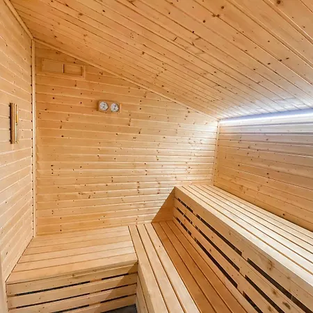 Water Hideout - Floating Luxury In Pure Wilderness Wysoka (Miedzyrzecz)