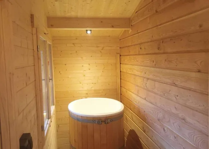 Ботель Water Hideout - Floating Luxury In Pure Wilderness *