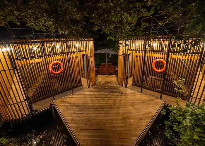 Botel Water Hideout - Floating Luxury In Pure Wilderness Wysoka (Miedzyrzecz)