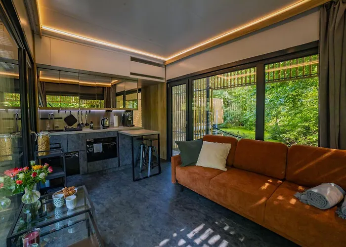 Ботель Water Hideout - Floating Luxury In Pure Wilderness *