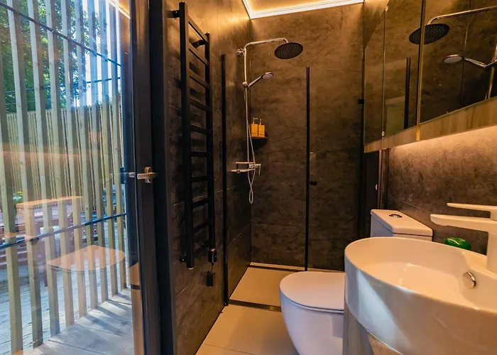 Water Hideout - Floating Luxury In Pure Wilderness