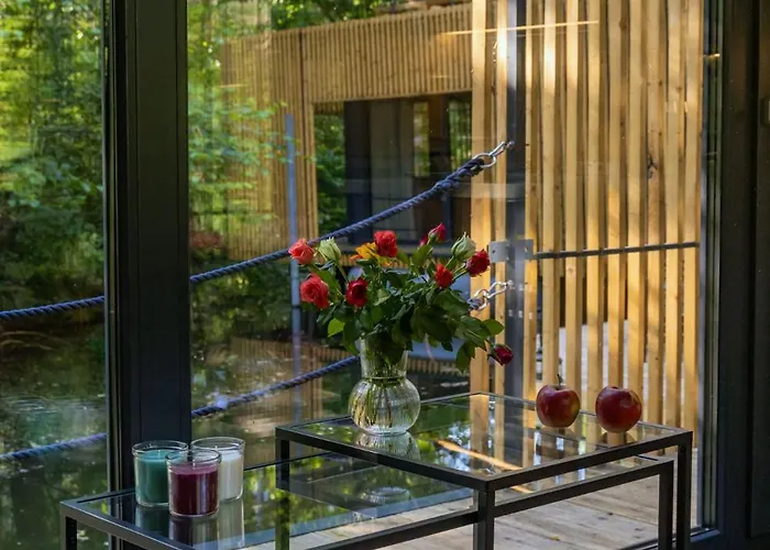 Ботель Water Hideout - Floating Luxury In Pure Wilderness Wysoka (Miedzyrzecz)